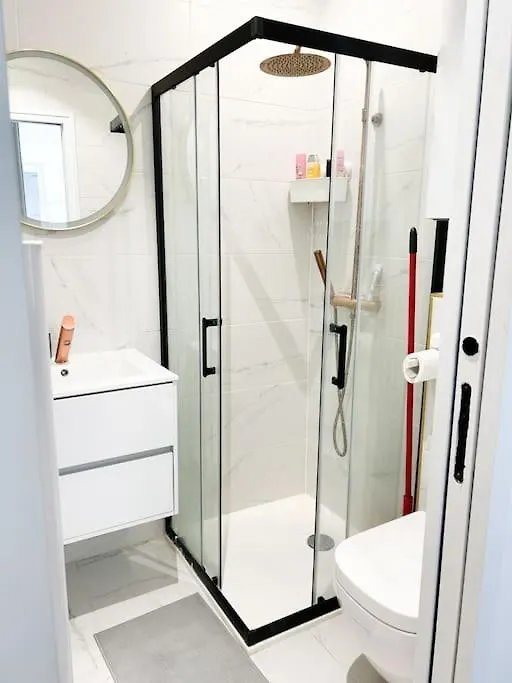 Studio Moderne - Canal St Martin Paris